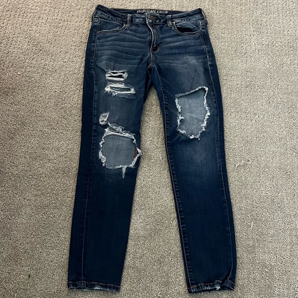 Women’s American Eagle super stretch ripped jeans size 10 - Picture 1 of 5